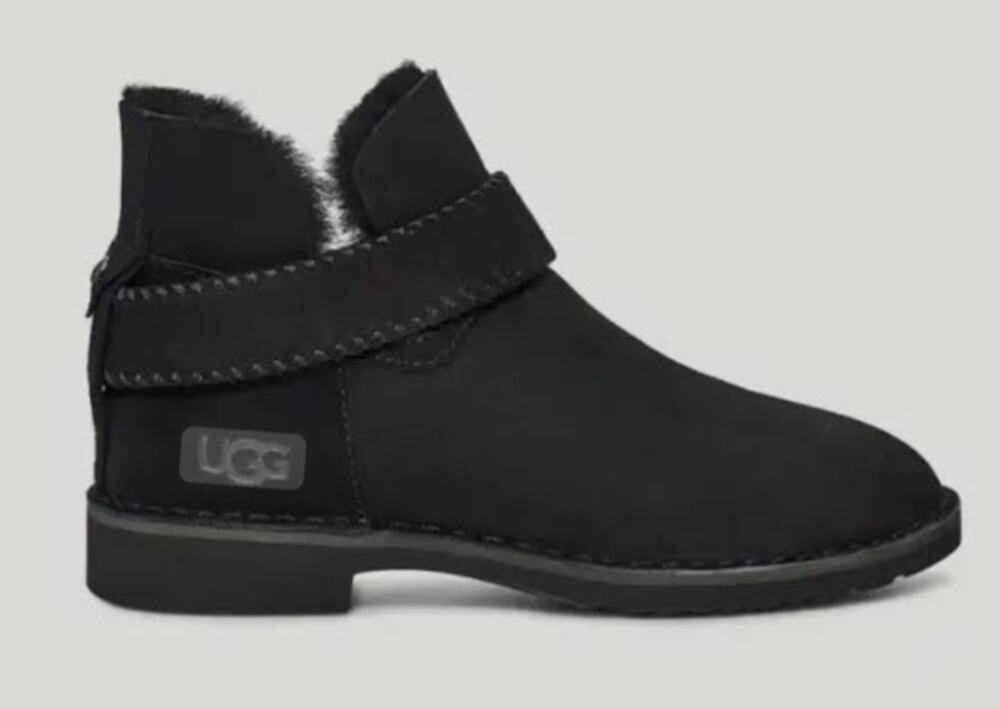 Ugg McKay Boots Black Size 9 Shearling Suede Ankle Strap Classic